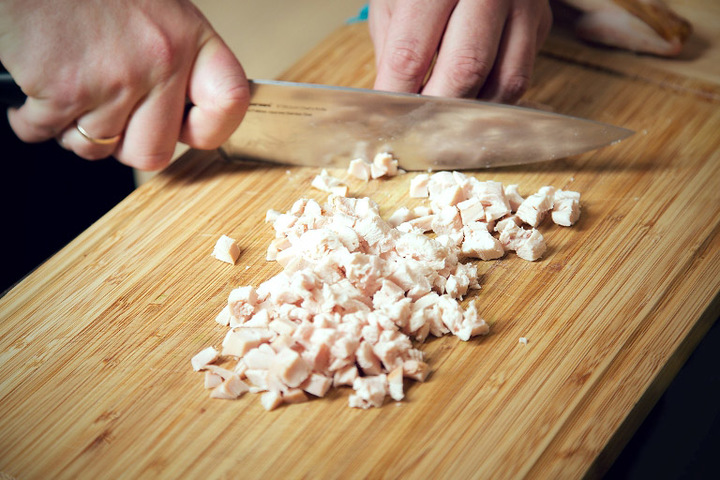Слоеные салаты с куриной грудкой: подбор ингредиентов и рецепты приготовления Кулинария