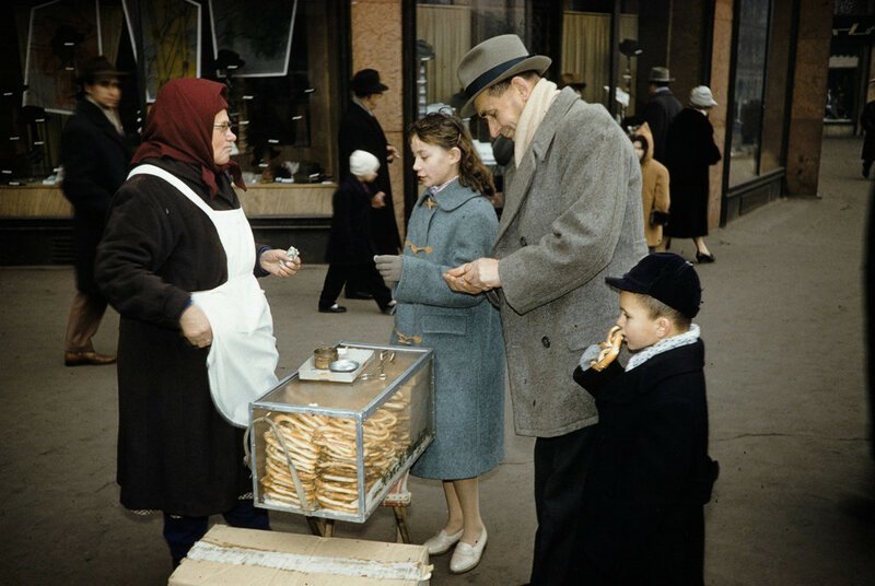 Уличная торговля в советской Москве на цветных фотографиях 1959 года История,ссср