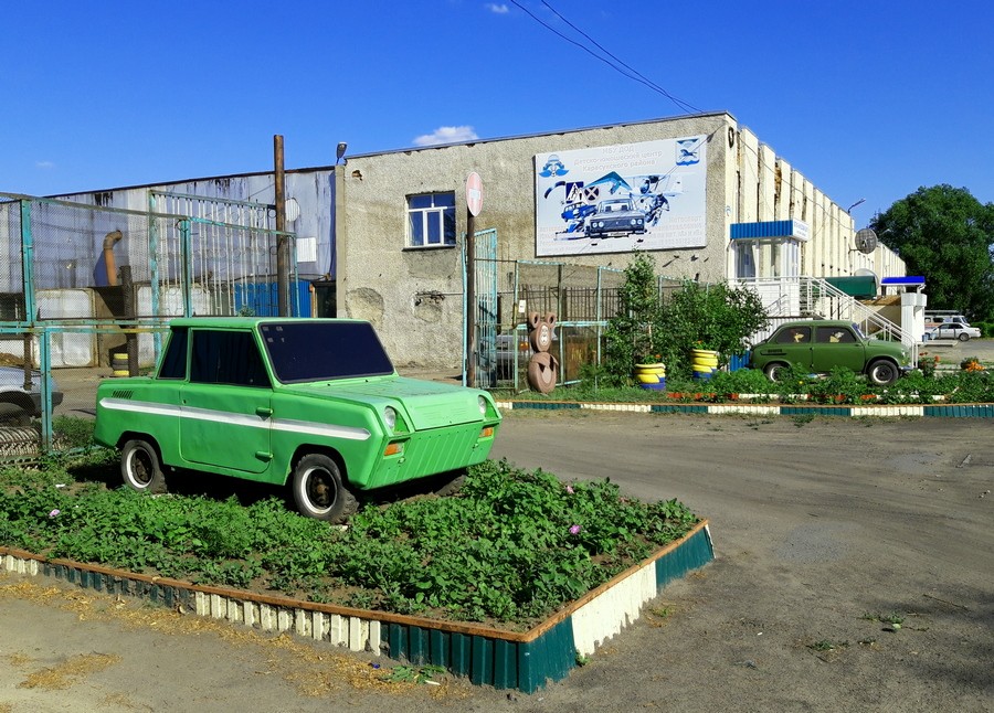 Автотехника у ДЮЦ г.Карасука ЗАЗ,Новосибирская область