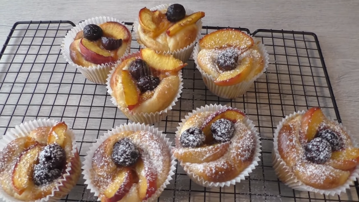Фрукты в корзинке - удивительная булочка выпечка,десерты,кулинария