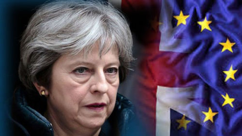 Последняя серия трагикомического сериала «Тереза Мэй и дары Brexit» Политика