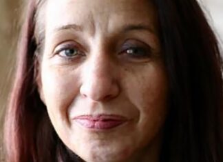 Луїза Вінсент, 49 років, споживач наркотиків, яка очолила рух, щоб зменшити шкоду, помирає