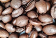 Помірне споживання кофеїну пов’язане з меншим ризиком деменції