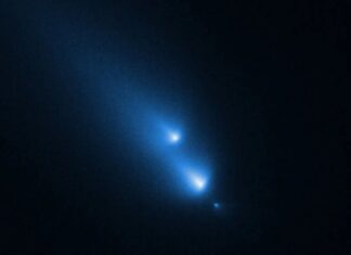 La cometa si disintegra in un evento raro e recentemente osservato