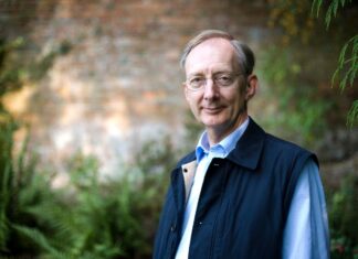 Más allá de la capa de invisibilidad: el científico redefiniendo la realidad a través de metamateriales