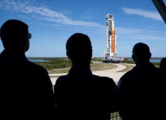 Artemis 2: Pionierska eksploracja ludzi w kosmosie